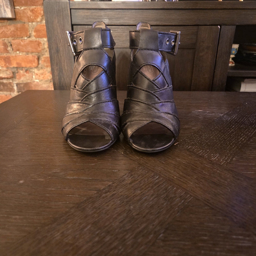 Coach Black Women's Heeled Gladiator Sandals 8.5